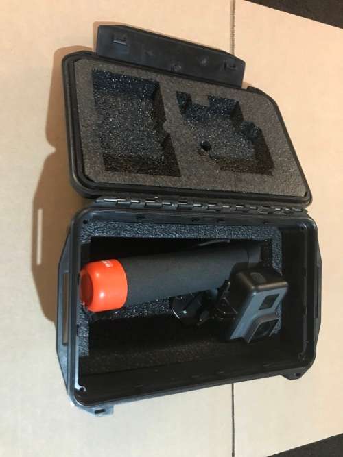 GOPRO HERO 6 *32 GB MICRO SD MEMORY CARD*CASING8BRACKET*BOX*GOOD CONDITION